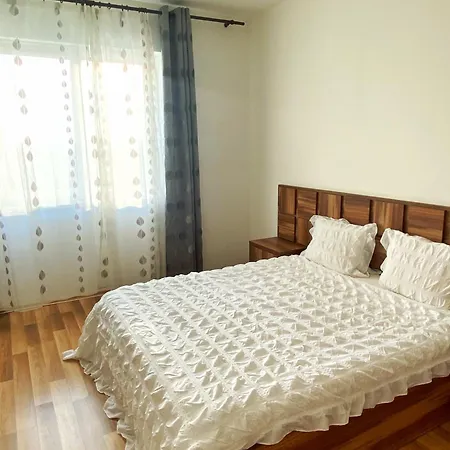 Premier Flat With Parking Daire